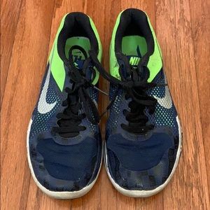 Nike Flex Shoes